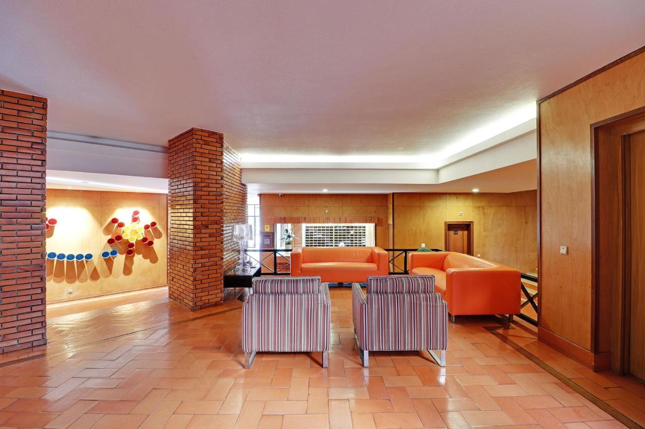 Apartment Design With Pool By Homing Vilamoura